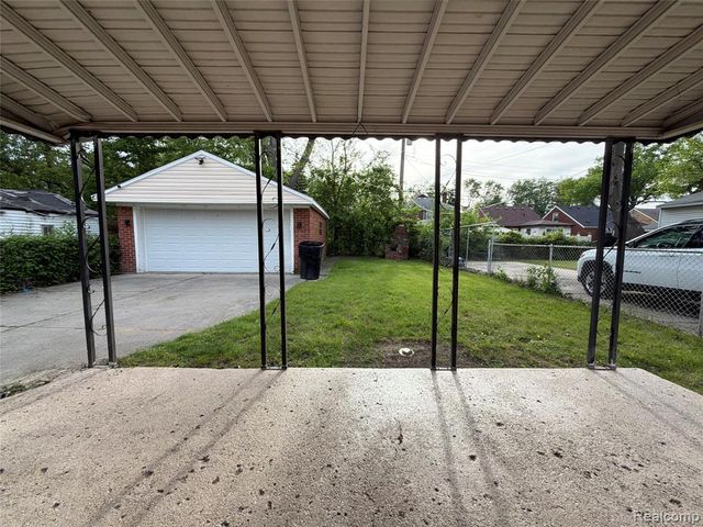 18235 Tracey Street, Detroit, MI 48235