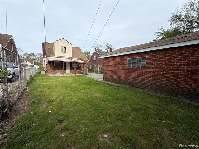 18235 Tracey Street, Detroit, MI 48235