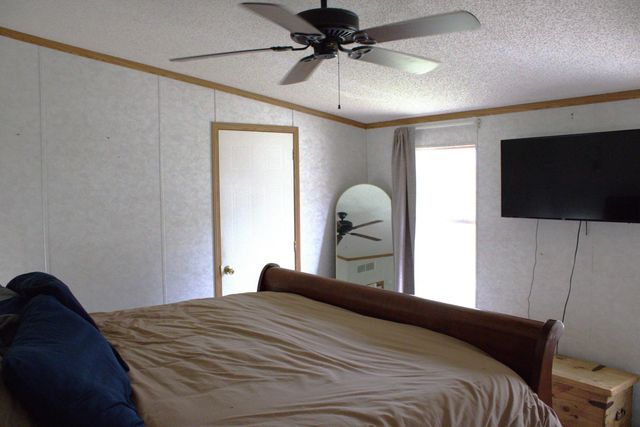 2864 Scrubgrass Road, Gravel Switch, KY 40328