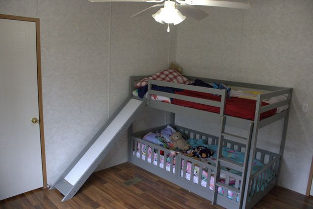 2864 Scrubgrass Road, Gravel Switch, KY 40328