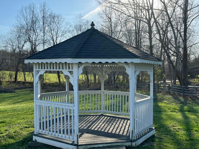 2864 Scrubgrass Road, Gravel Switch, KY 40328