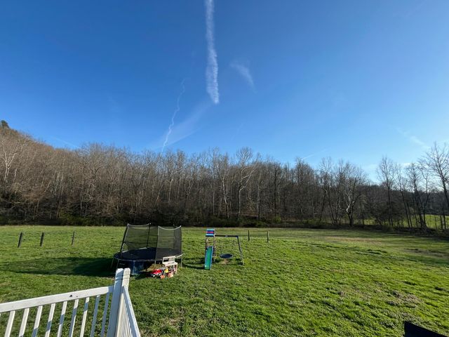 2864 Scrubgrass Road, Gravel Switch, KY 40328