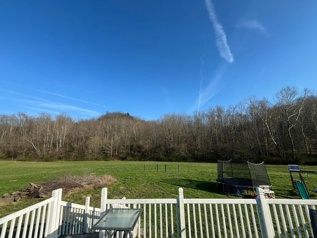 2864 Scrubgrass Road, Gravel Switch, KY 40328