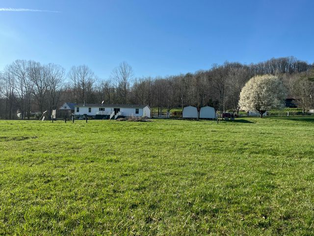 2864 Scrubgrass Road, Gravel Switch, KY 40328