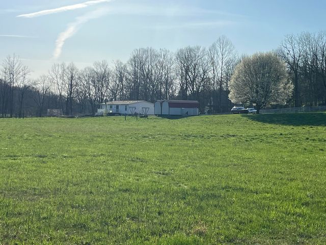 2864 Scrubgrass Road, Gravel Switch, KY 40328