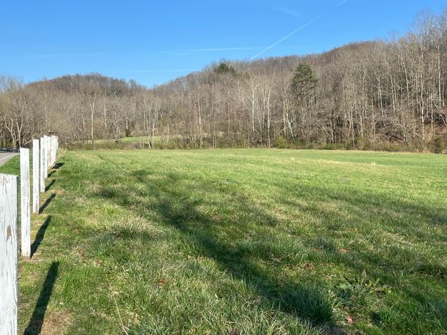 2864 Scrubgrass Road, Gravel Switch, KY 40328