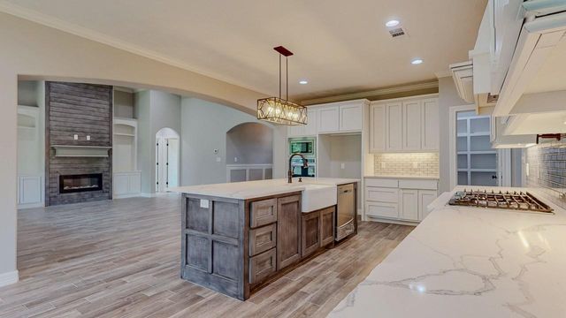 8360 Chappell Hill Drive, Beaumont, TX 77713