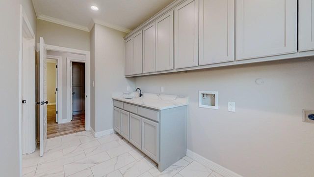 8360 Chappell Hill Drive, Beaumont, TX 77713