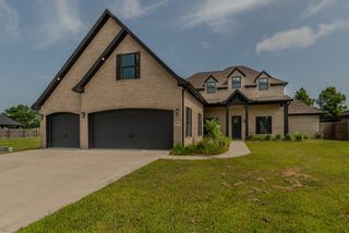 8360 Chappell Hill Drive, Beaumont, TX 77713