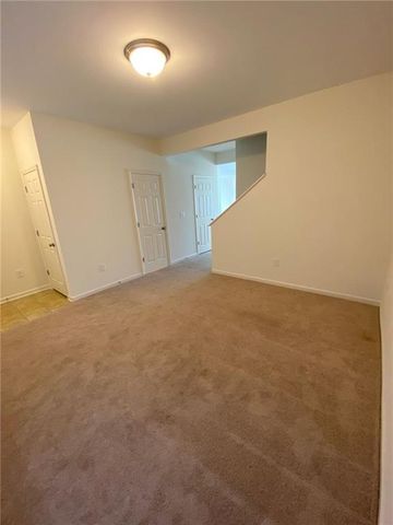 1490 Avalon Creek Road, Sugar Hill, GA 30518