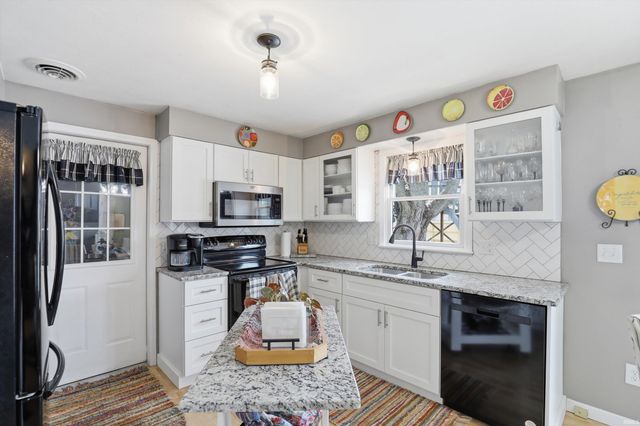 1508 S 15th Street, Goshen, IN 46526