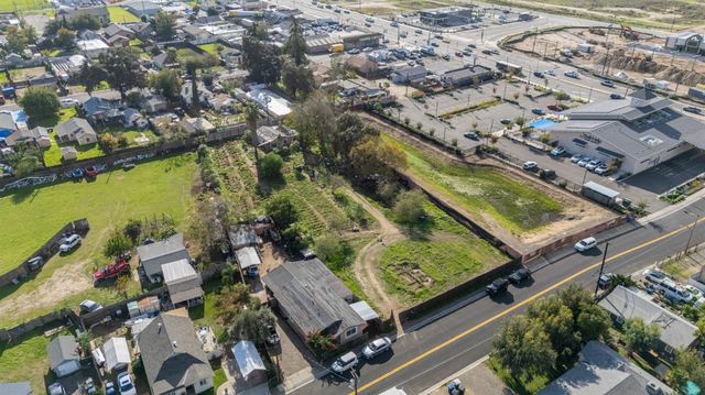 132 Pecos Ave, Modesto, CA 95351