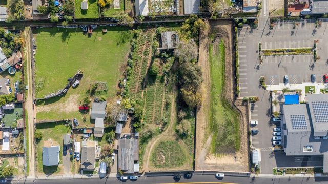 132 Pecos Ave, Modesto, CA 95351