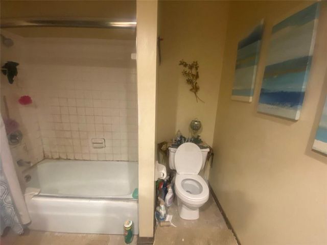 11422 E 75th Street, Raytown, MO 64138