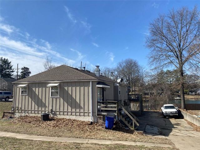 11422 E 75th Street, Raytown, MO 64138