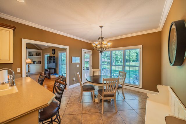 6625 Old Hinkleville Road, Paducah, KY 42001