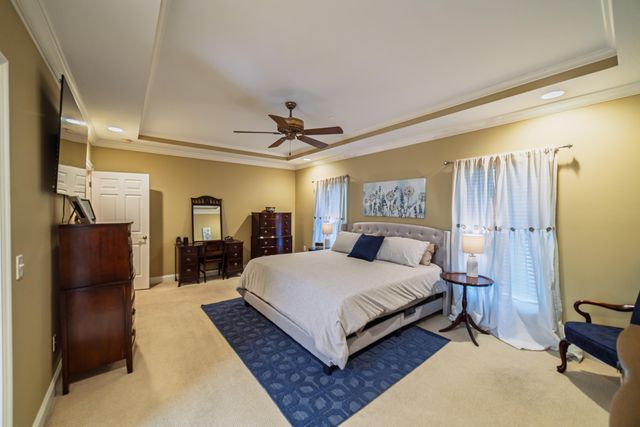 6625 Old Hinkleville Road, Paducah, KY 42001