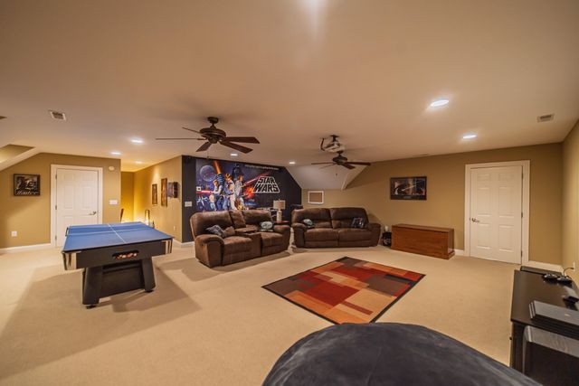 6625 Old Hinkleville Road, Paducah, KY 42001