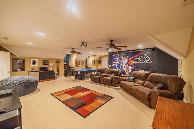 6625 Old Hinkleville Road, Paducah, KY 42001