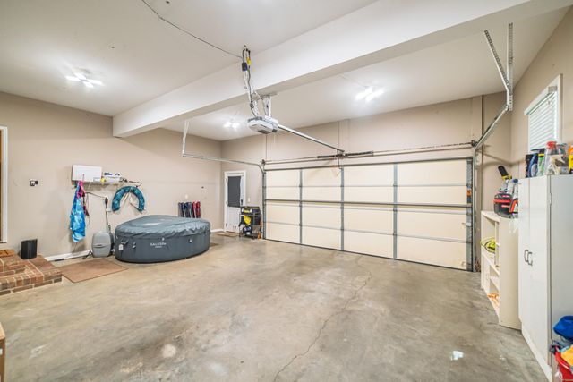 6625 Old Hinkleville Road, Paducah, KY 42001