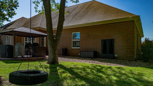 6625 Old Hinkleville Road, Paducah, KY 42001