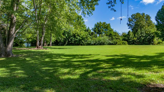 6625 Old Hinkleville Road, Paducah, KY 42001