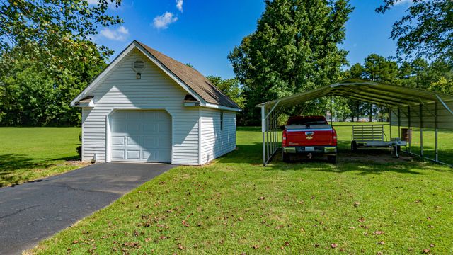 6625 Old Hinkleville Road, Paducah, KY 42001