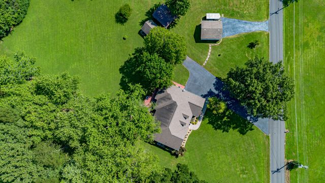 6625 Old Hinkleville Road, Paducah, KY 42001