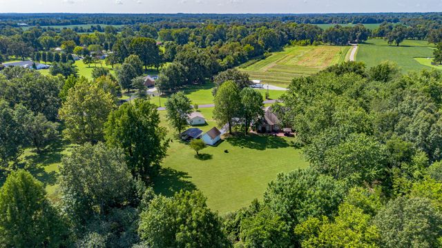 6625 Old Hinkleville Road, Paducah, KY 42001