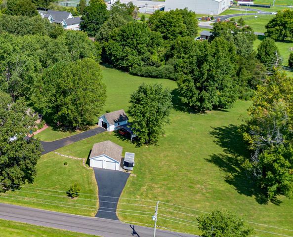 6625 Old Hinkleville Road, Paducah, KY 42001