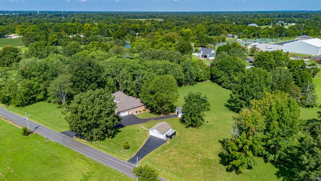 6625 Old Hinkleville Road, Paducah, KY 42001