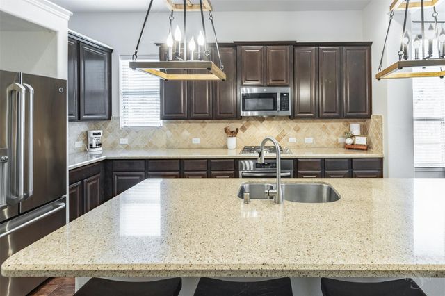 6003 Hedgepark Drive, Richmond, TX 77407