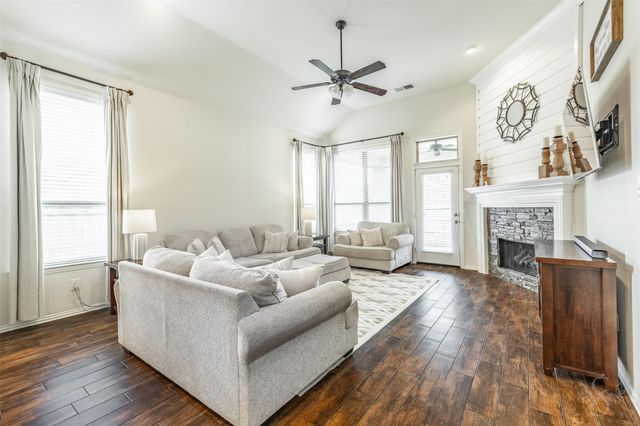 6003 Hedgepark Drive, Richmond, TX 77407