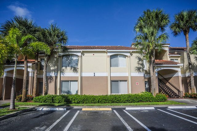 815 W BOYNTON BEACH Boulevard 1-203, Boynton Beach, FL 33426