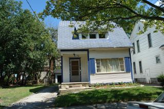 2144 Hawthorne Street, Toledo, OH 43606