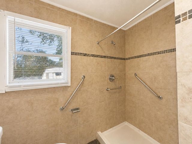 933 Gillham Road B, Fort Worth, TX 76114