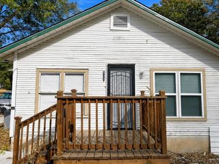 933 Gillham Road B, Fort Worth, TX 76114