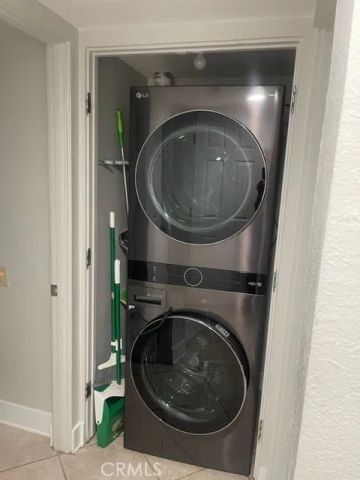 555 El Placer Road 1, Palm Springs, CA 92264