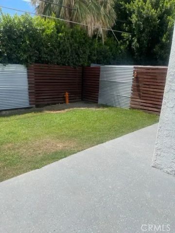 555 El Placer Road 1, Palm Springs, CA 92264