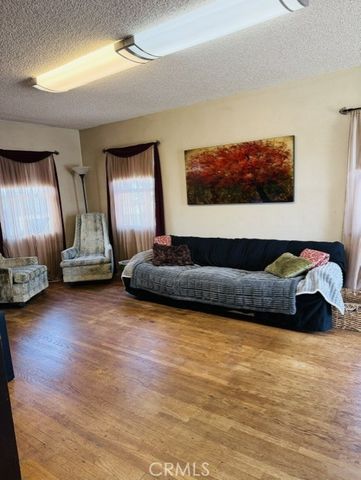 13708 S Menlo, Gardena, CA 90247