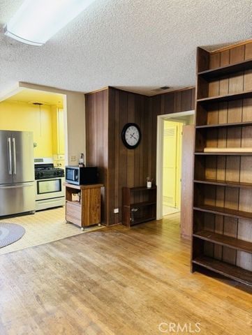 13708 S Menlo, Gardena, CA 90247