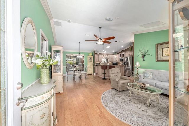 1075 NAPIER COURT, The Villages, FL 32162