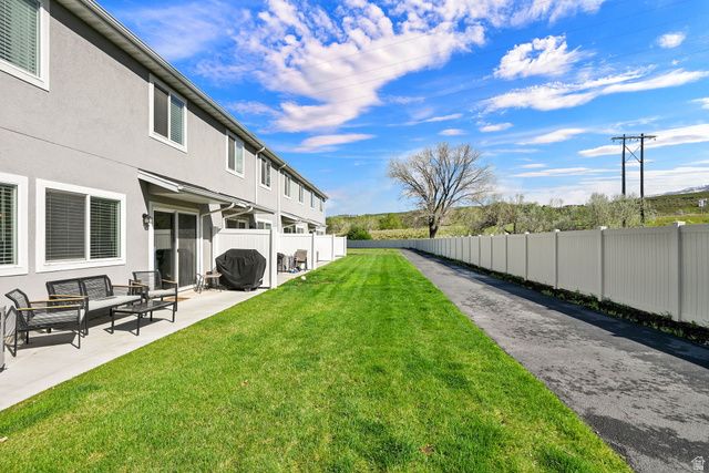 6526 S ASPEN LN, South Weber, UT 84405