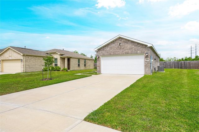 7318 Donnino Drive, Texas City, TX 77591