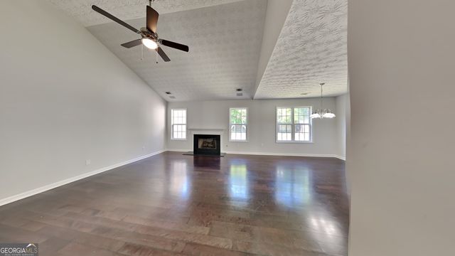 321 Shadowbrooke Drive, Loganville, GA 30052