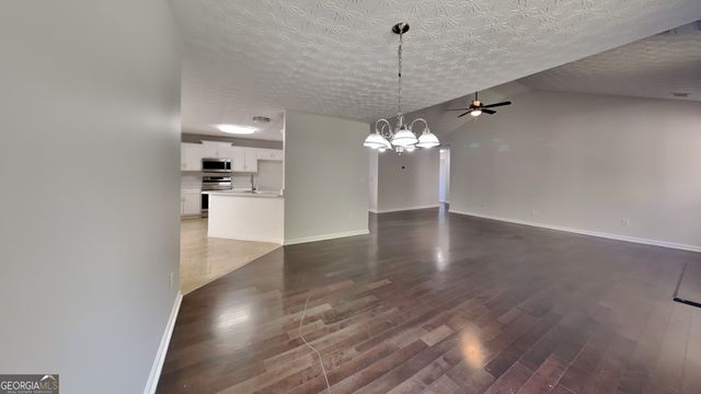 321 Shadowbrooke Drive, Loganville, GA 30052