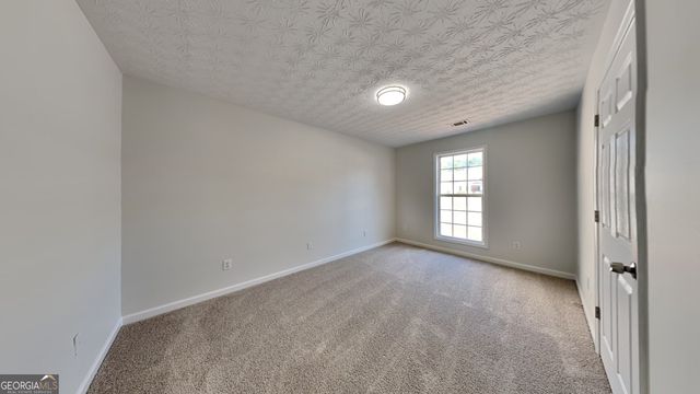 321 Shadowbrooke Drive, Loganville, GA 30052