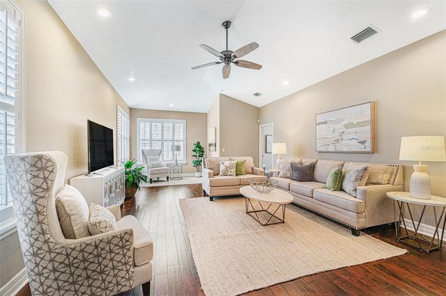 2112 CLIMBING IVY DRIVE, Tampa, FL 33618