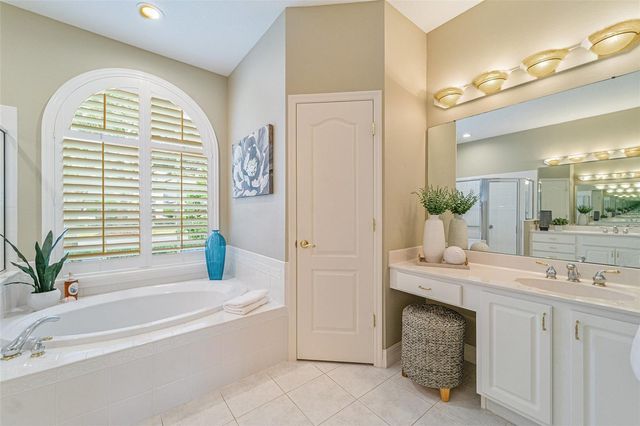 2112 CLIMBING IVY DRIVE, Tampa, FL 33618