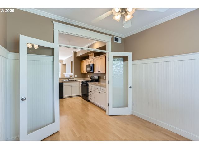 10175 Nw WILSHIRE Ln 40, Portland, OR 97229